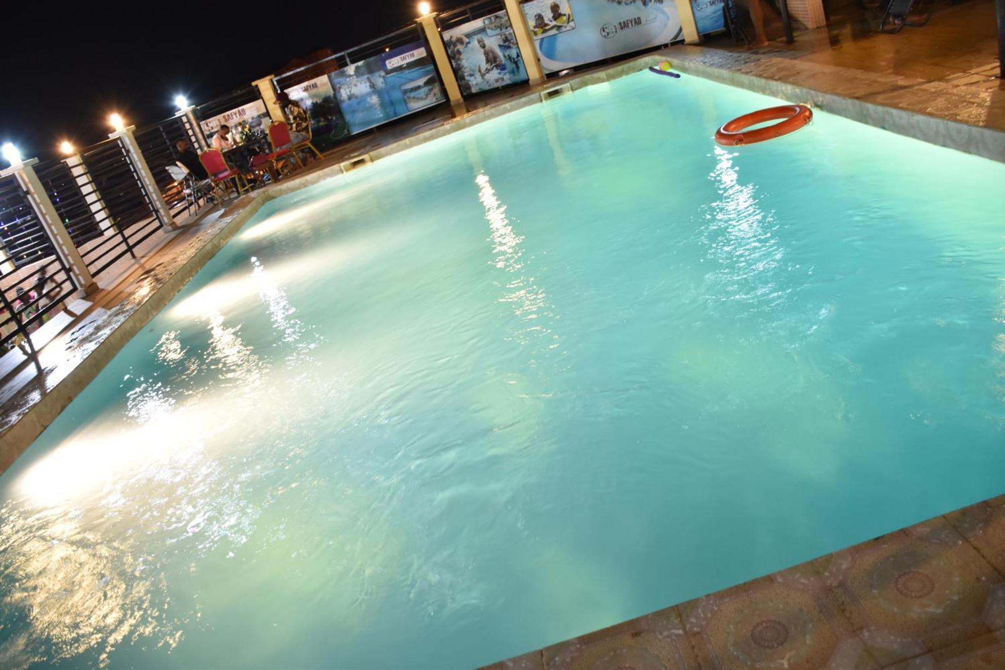 Safyad Hotel Yaounde Ngoại thất bức ảnh
