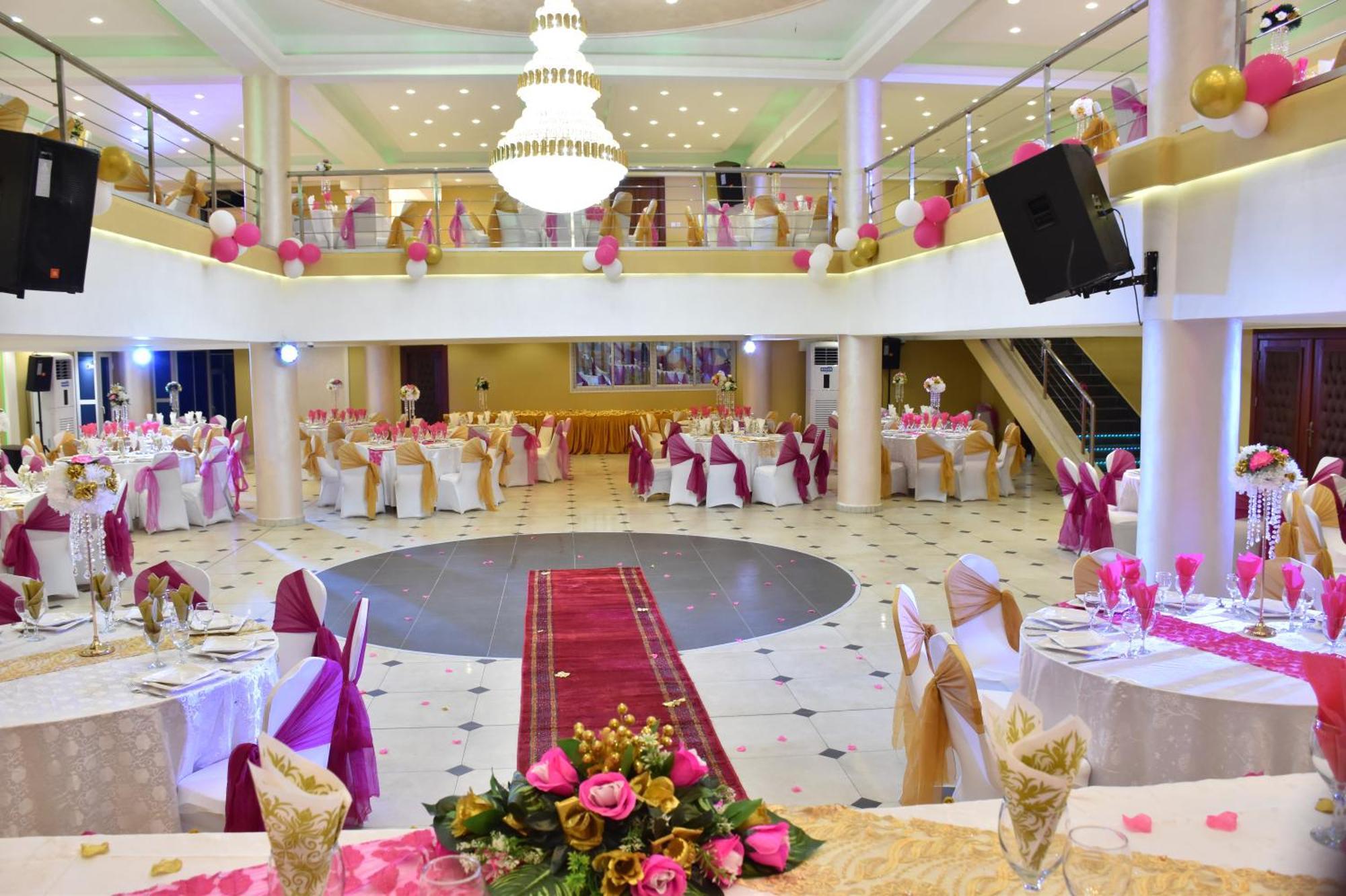 Safyad Hotel Yaounde Ngoại thất bức ảnh