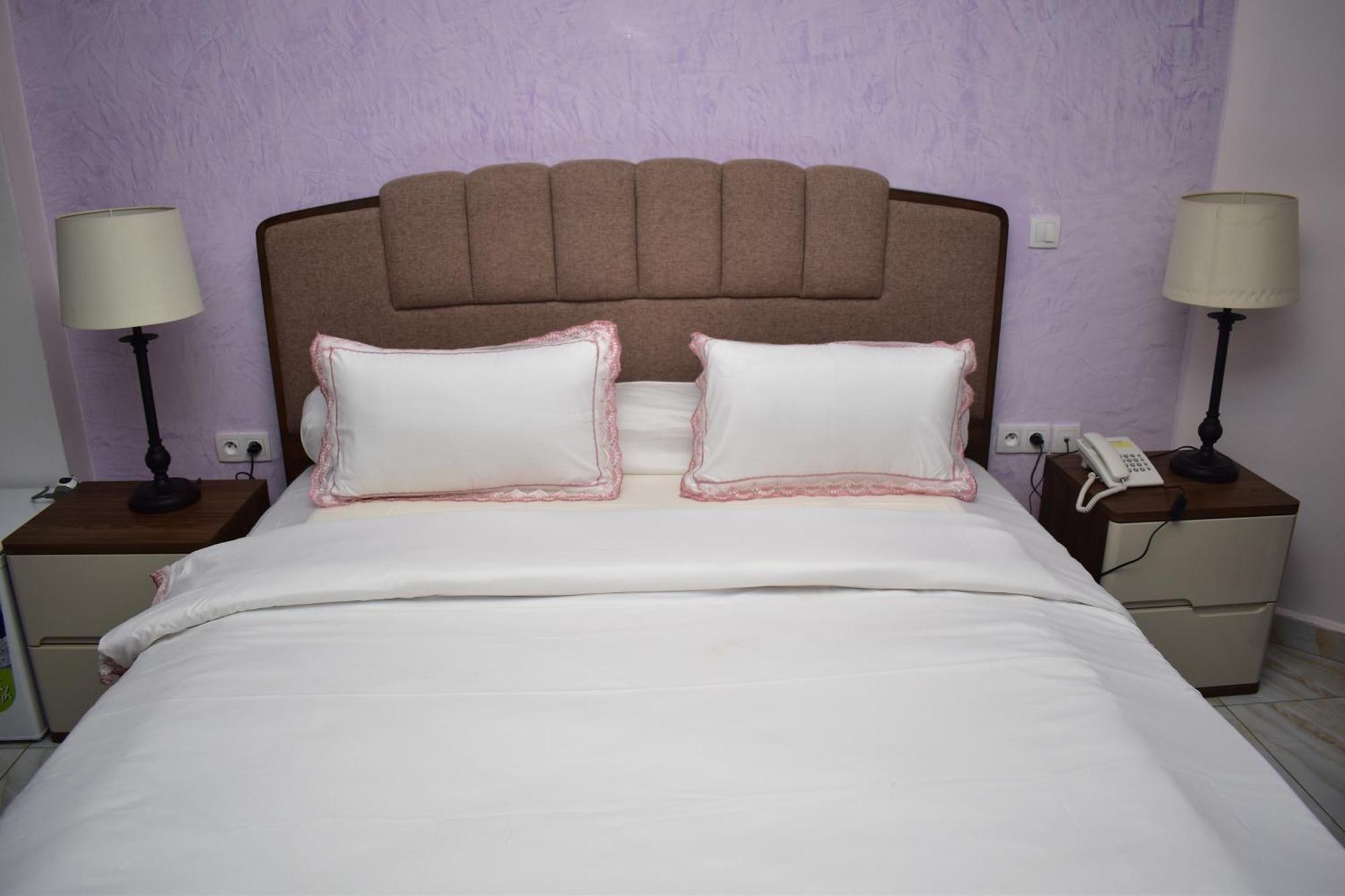 Safyad Hotel Yaounde Ngoại thất bức ảnh