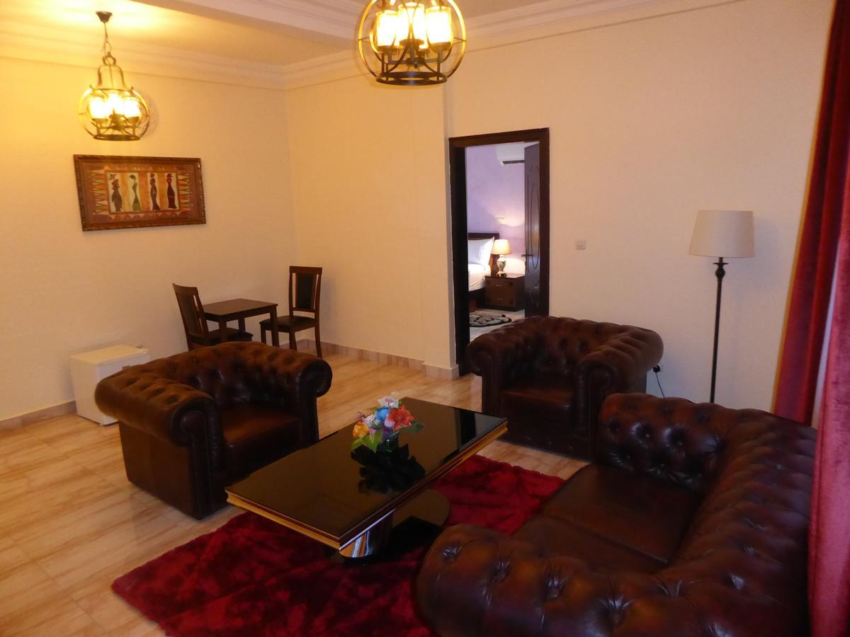 Safyad Hotel Yaounde Ngoại thất bức ảnh