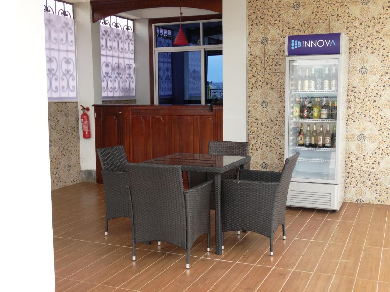 Safyad Hotel Yaounde Ngoại thất bức ảnh